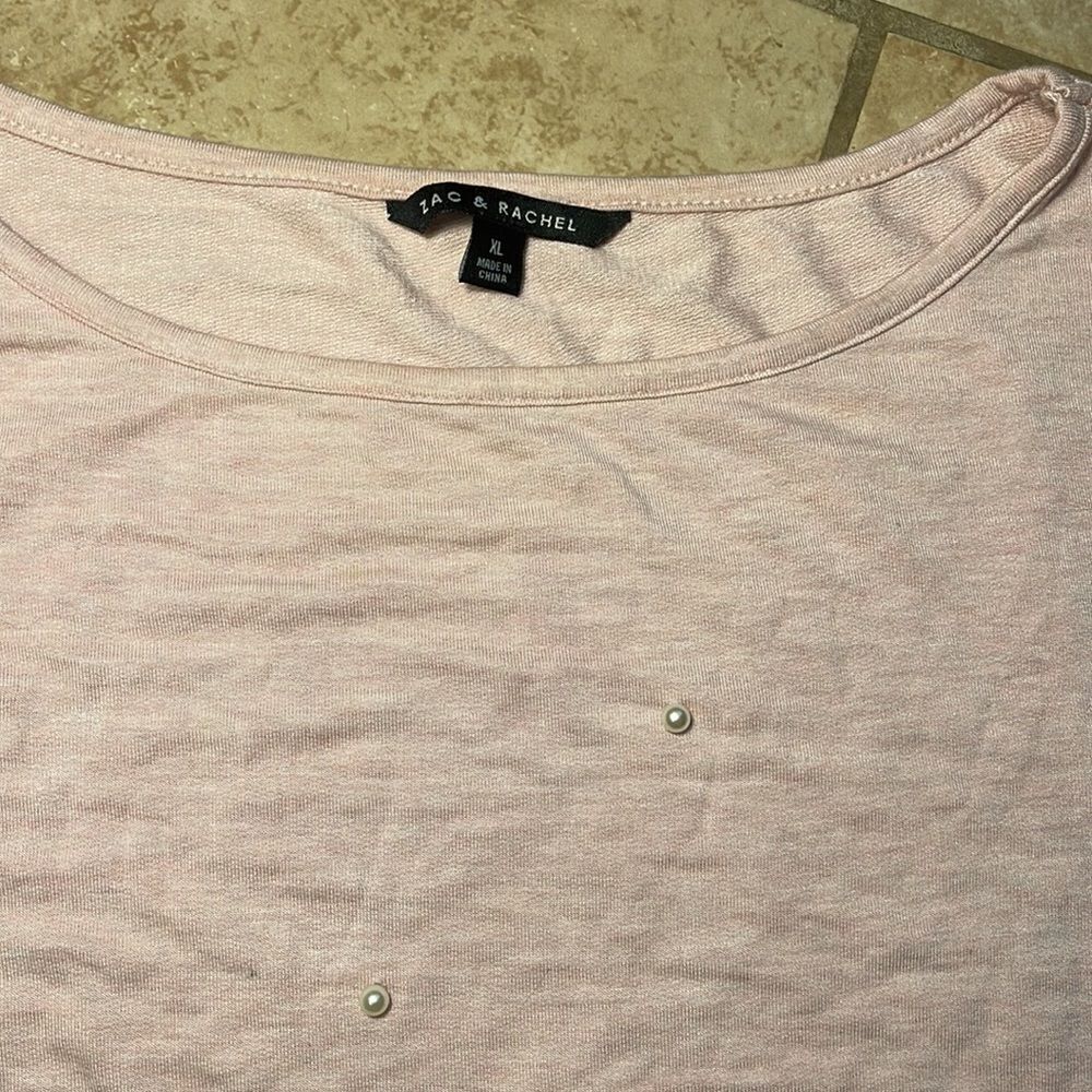 Pale pink shirt - Picture 3 of 7